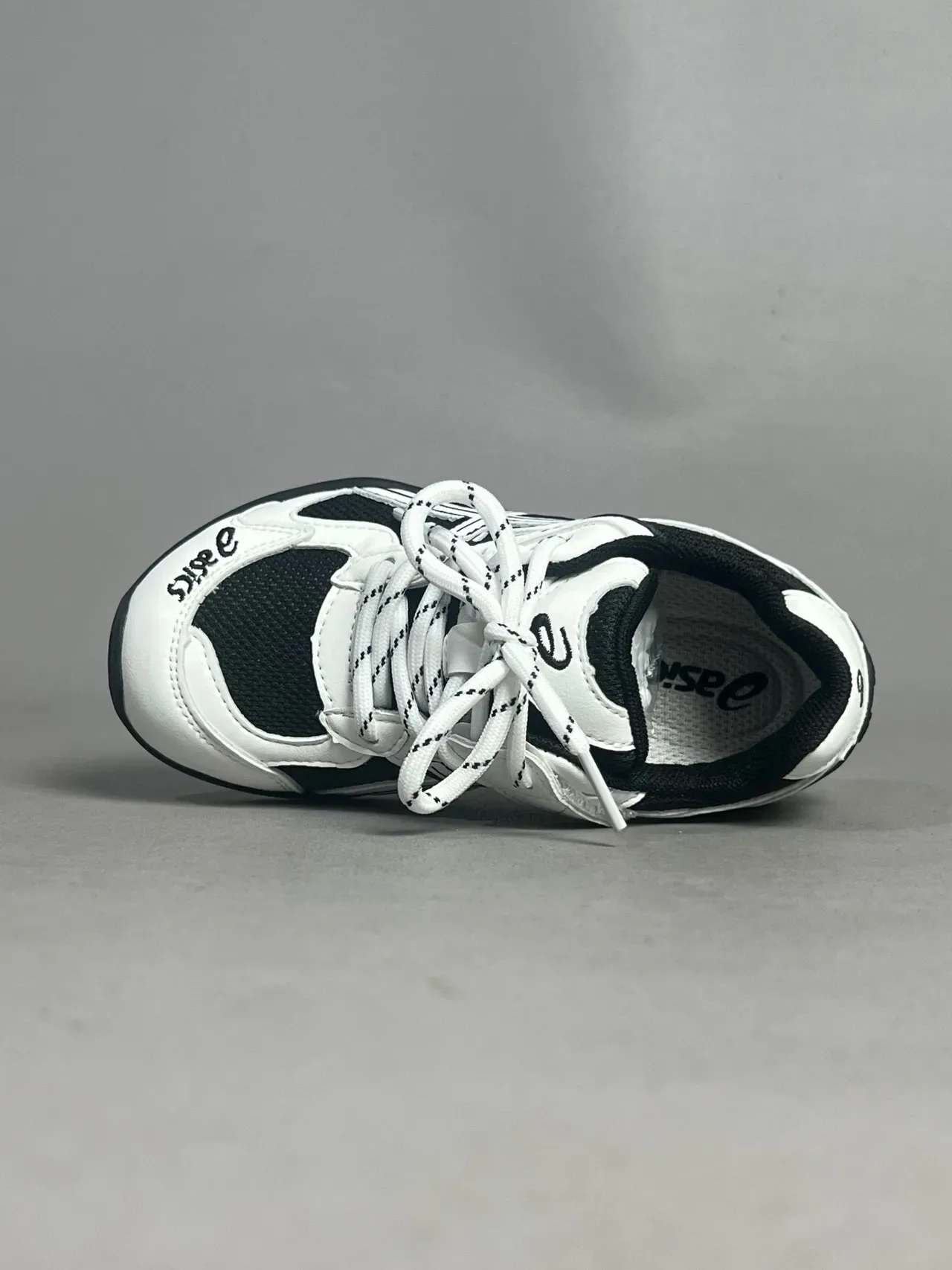 ASICS Indoor Court Sneaker White Silver Gray Lifestyle Sneakers 15