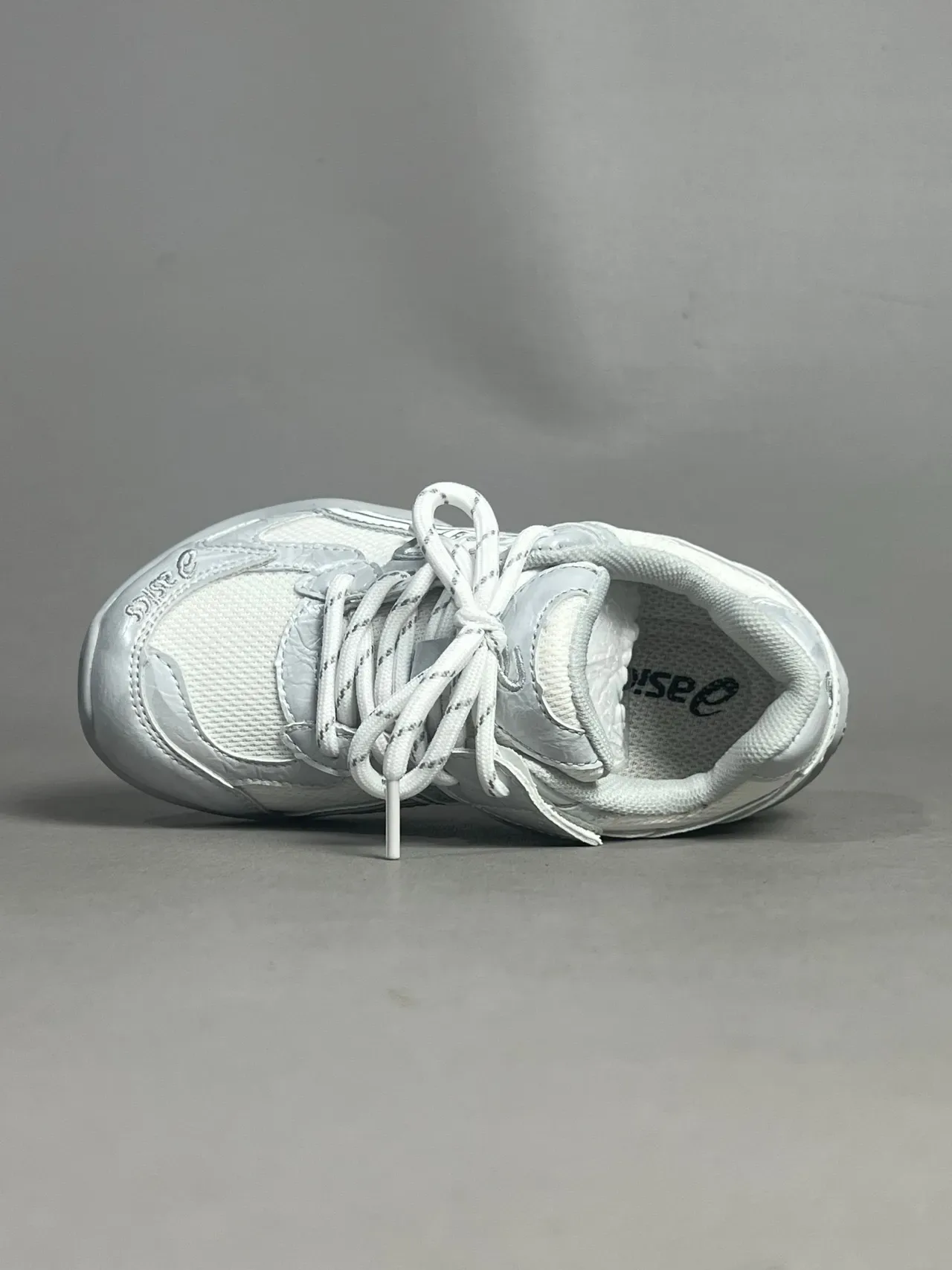 ASICS Indoor Court Sneaker White Silver Gray Lifestyle Sneakers 24