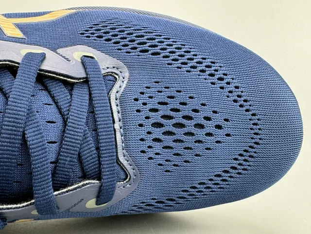 Zapatillas Running ASICS Navy Gold Mesh Engineered Upper Tiger Stripe Logo 3