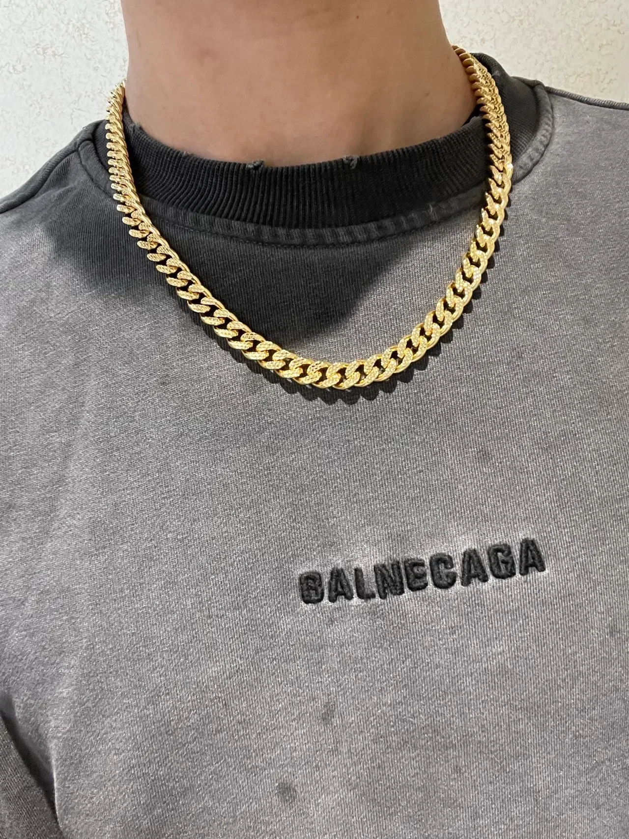 Balenciaga BB Chain Or Chaîne Curb Épaisse Fermoir Logo Collier 8