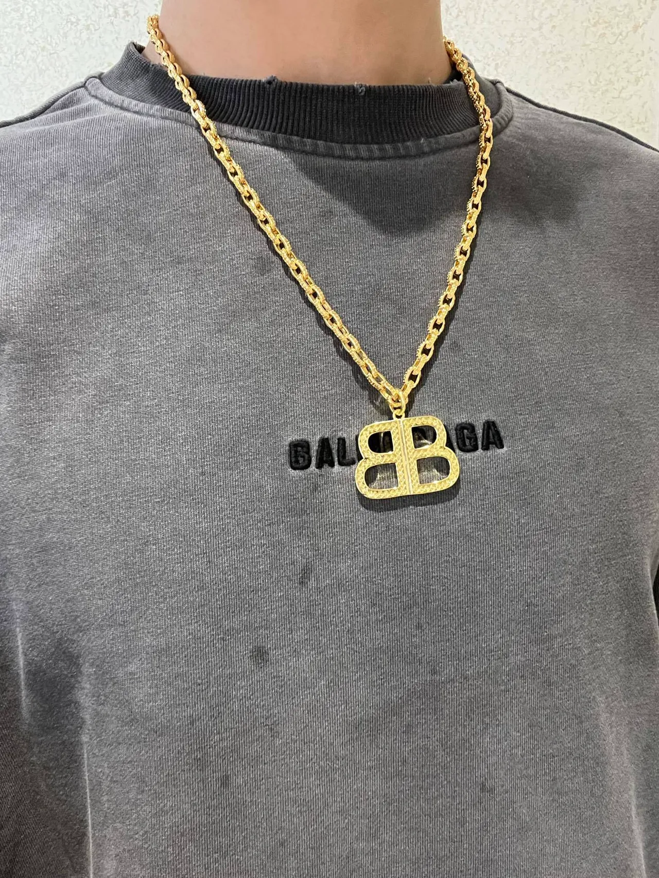 Balenciaga BB Logo Colar de corrente texturizada de ouro 6