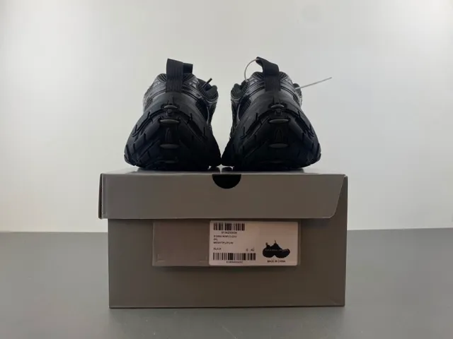 Balenciaga Black Monochrome Sculpted Sole Chunky Sneakers 17