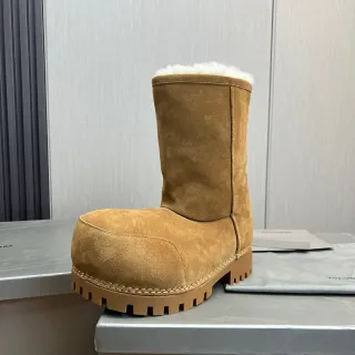 Balenciaga Defender Tan Suede Shearling-Lined Snow Boots