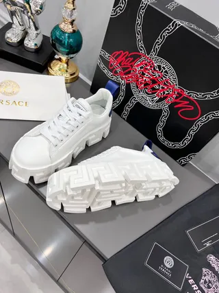 Balenciaga Defender White and Navy Chunky Sneakers 4