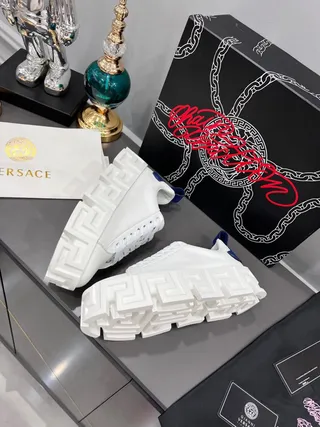 Balenciaga Defender White and Navy Chunky Sneakers 6