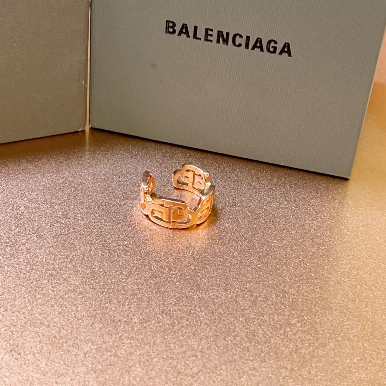 Balenciaga Gold Open-Band Geometric-Cutout Ring 3