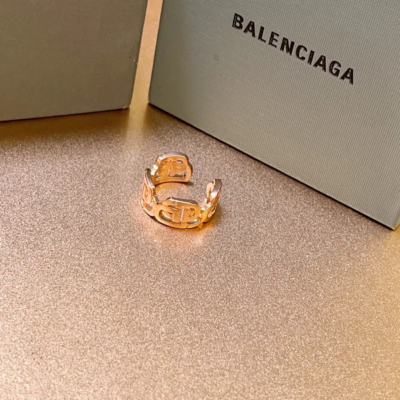 Balenciaga Gold Open-Band Geometric-Cutout Ring 5