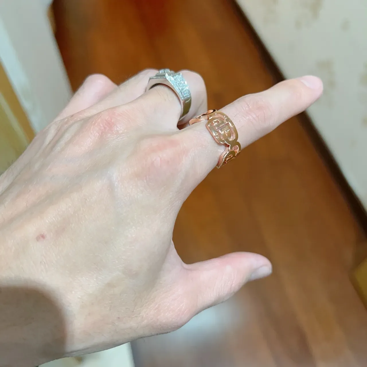Balenciaga Gold Open-Band Geometric-Cutout Ring 6