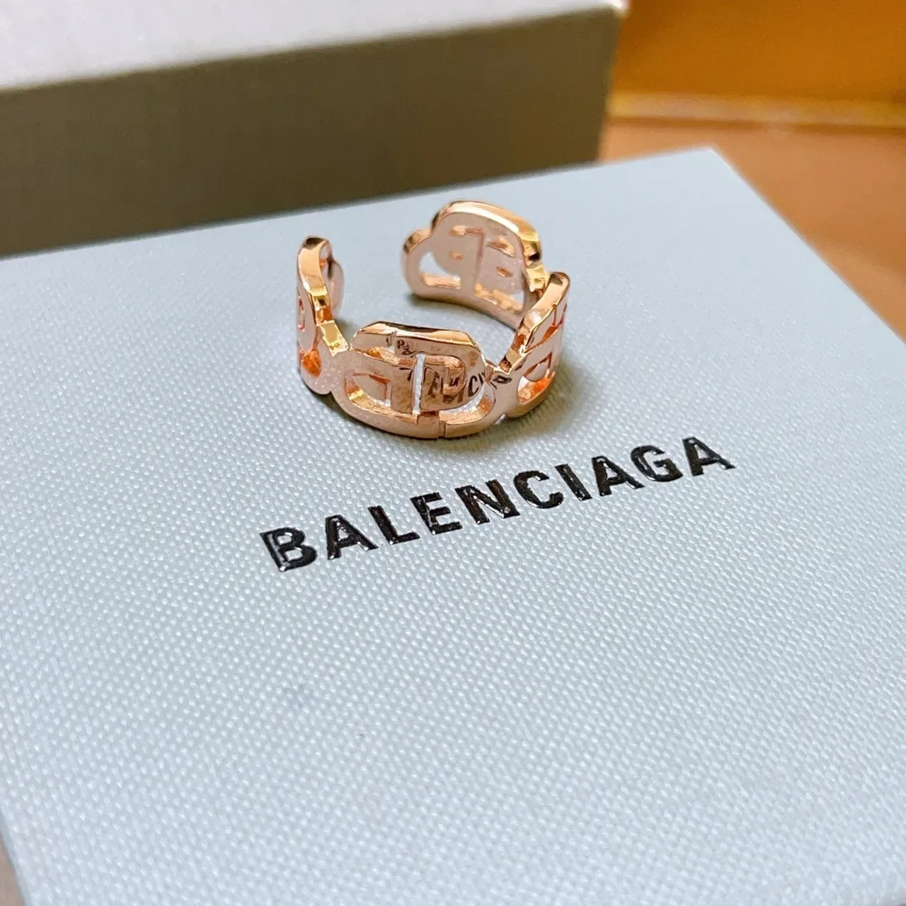 Balenciaga Gold Open-Band Geometric-Cutout Ring 7