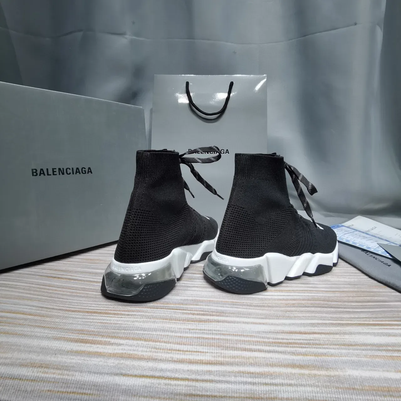 Balenciaga Speed Trainer أحذية رياضية أسود وأبيض لنمط الحياة 4