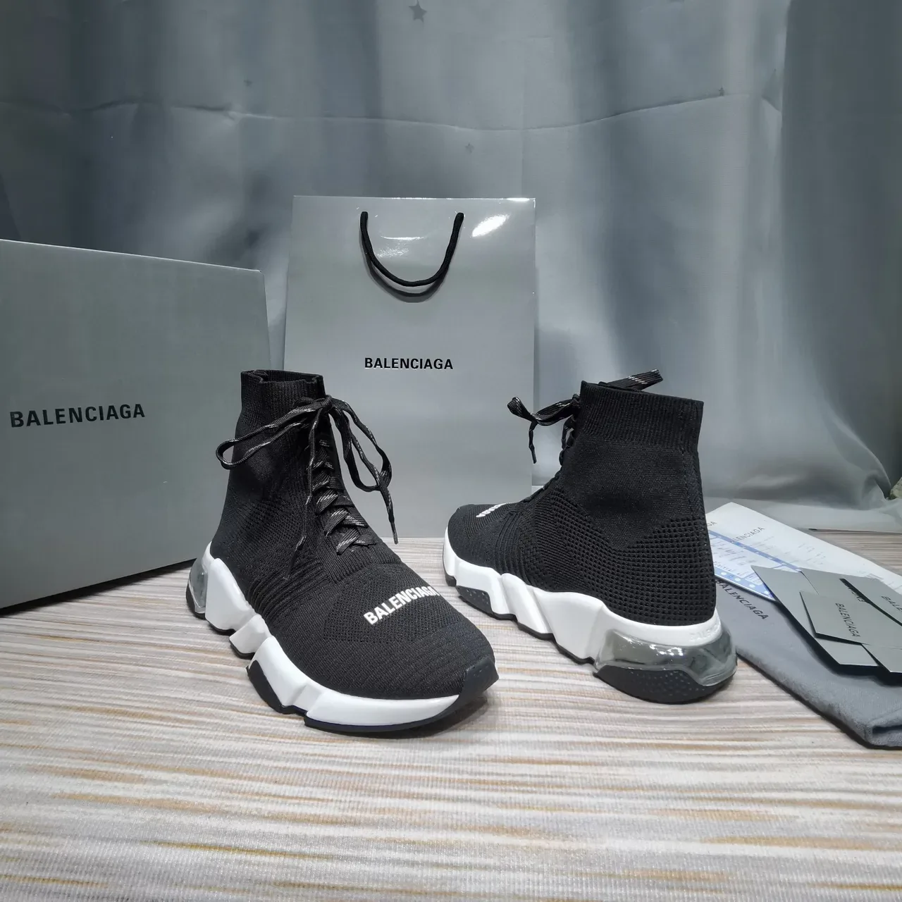Balenciaga Speed Trainer أحذية رياضية أسود وأبيض لنمط الحياة 7