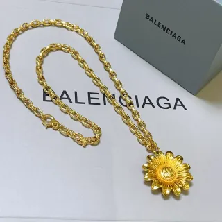 Balenciaga colgante girasol cadena de oro collar