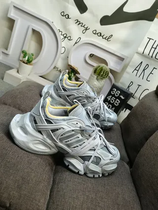 Balenciaga Track Gris Jaune Semelle Grande Sangle Cage Superposition Baskets Épaisses 9