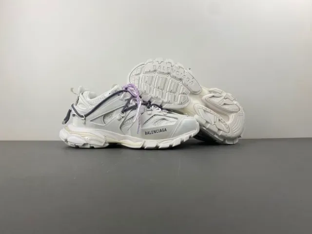 Balenciaga Track সাদা বেগুনি সোল ডুয়াল লেস সিস্টেম চাঙ্কি স্নিকার্স 12