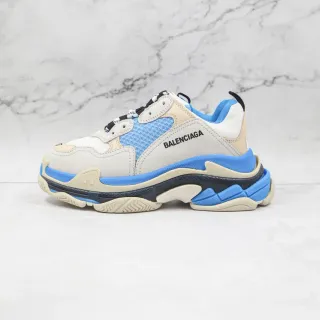 Balenciaga Triple S tênis azuis e bege chunky