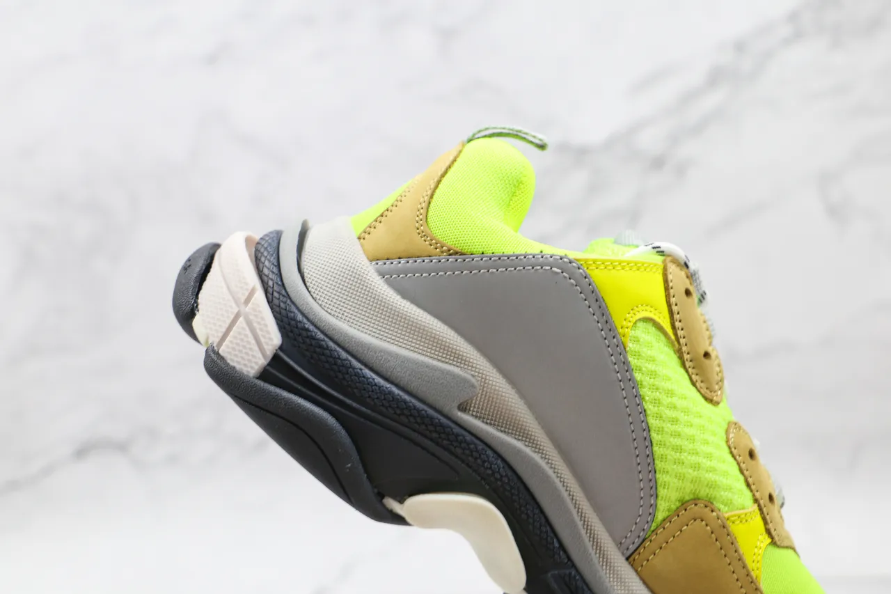 Balenciaga Triple S Amarelo neón marrom cinza tênis chunky 6