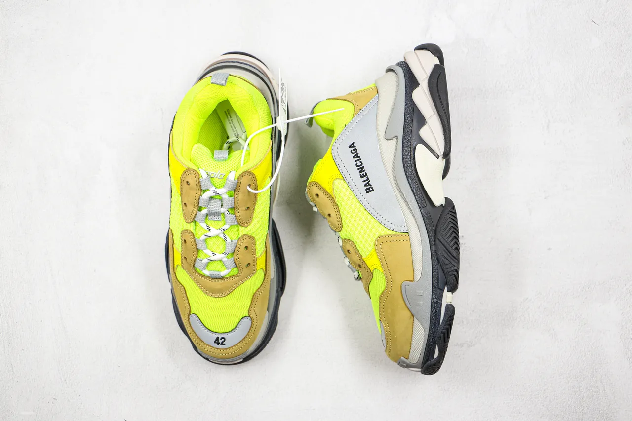 Balenciaga Triple S Amarelo neón marrom cinza tênis chunky 8