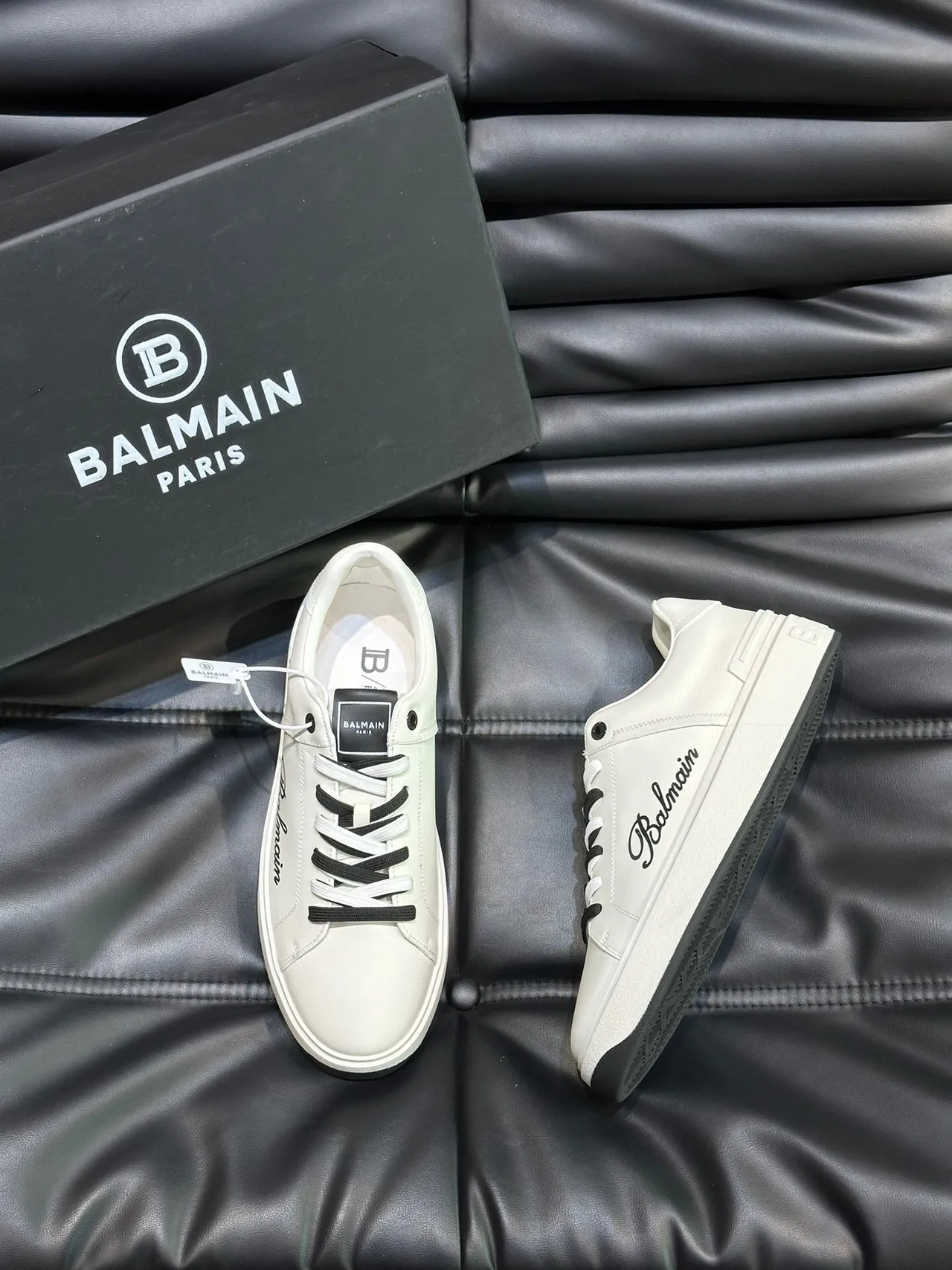 Balmain White Black Low-Top Leather Upper Lifestyle Sneakers 3