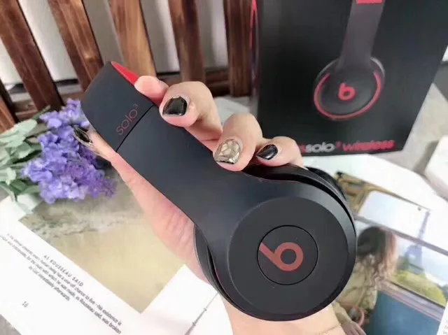 Beats Solo³ inalámbricos edición especial roja auriculares over-ear 10