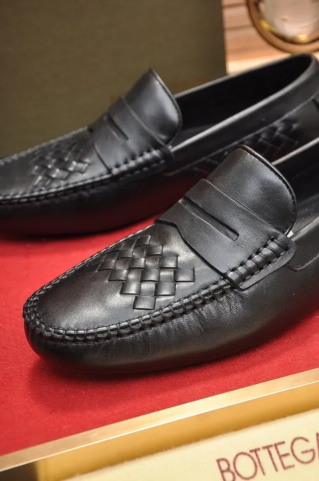 Bottega Veneta Andiamo Negro Intrecciato Cuero trenzado Silueta Penny Loafer 2