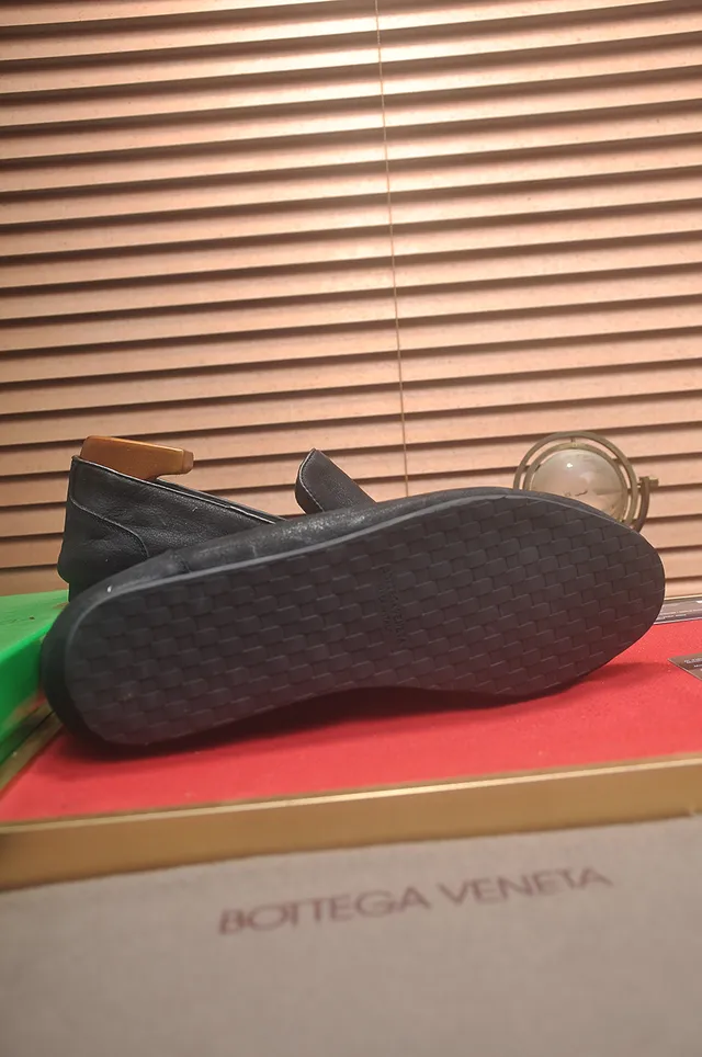 Bottega Veneta Andiamo Mocasines de Cuero Negro 3