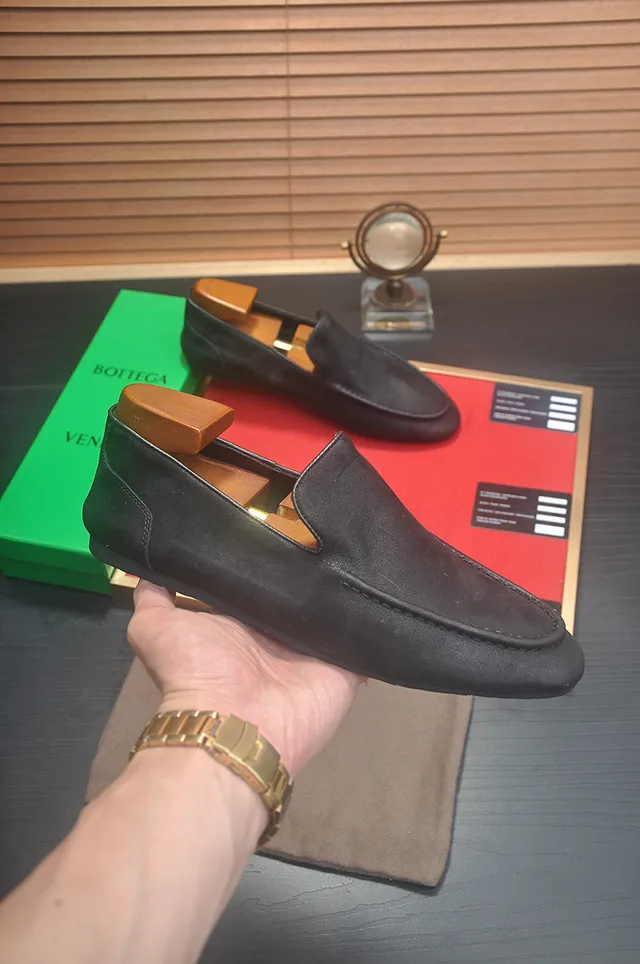Bottega Veneta Andiamo Mocasines de Cuero Negro 4
