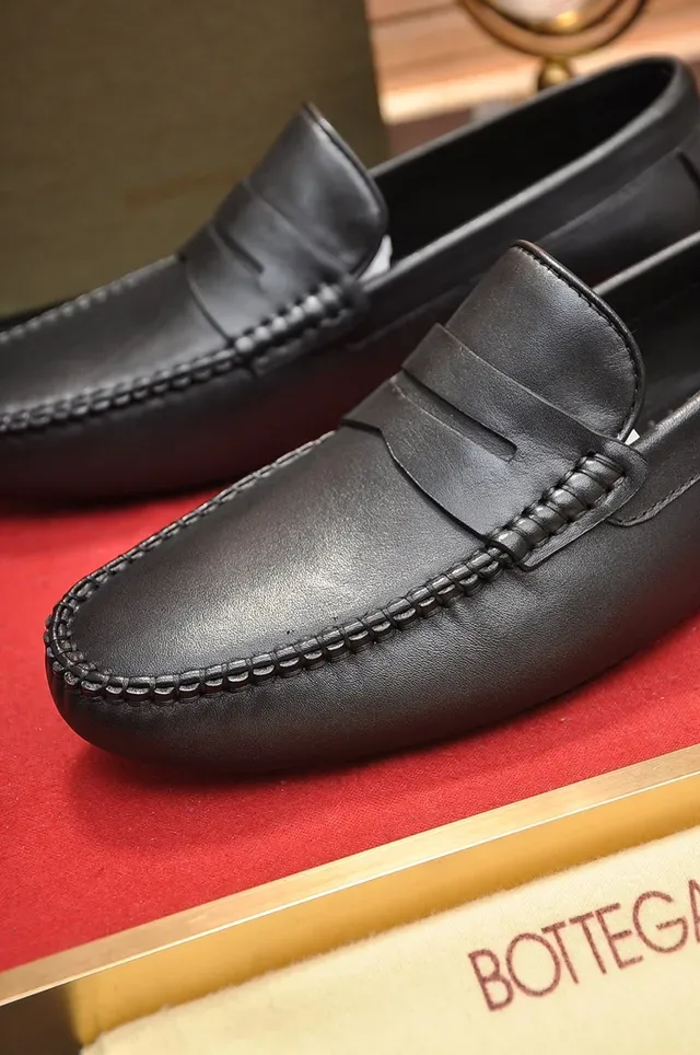 Bottega Veneta Andiamo Mocassins Penny de Couro Preto 2