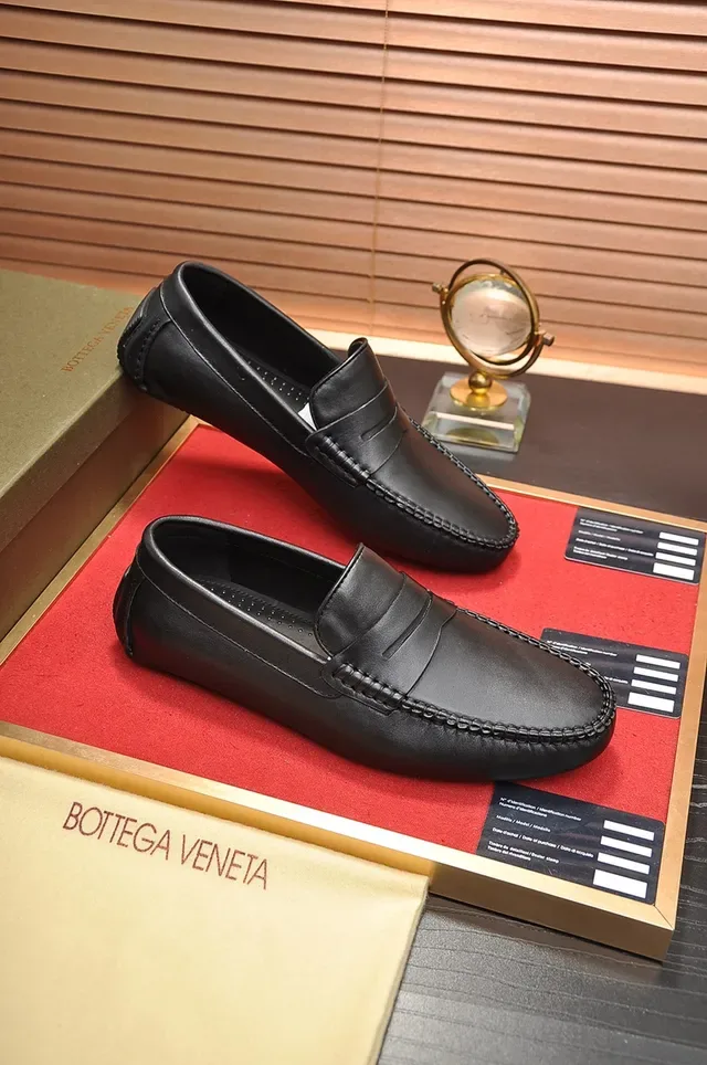 Bottega Veneta Andiamo Mocassins Penny de Couro Preto 4
