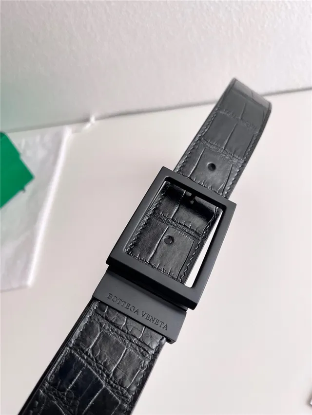 Bottega Veneta Cassette Intrecciato 黑色和绿色皮革腰带 3