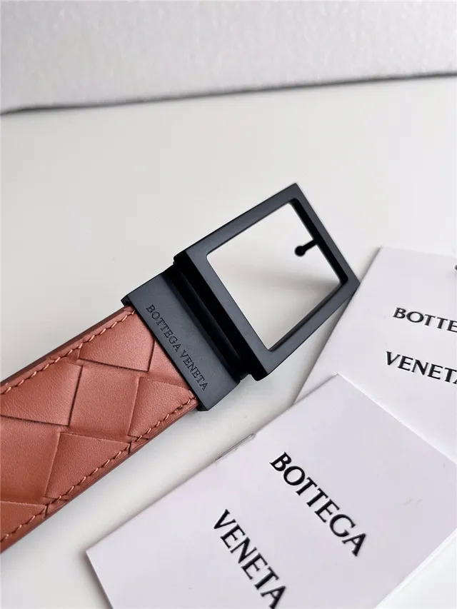 Bottega Veneta Cassette Intrecciato 黑色和绿色皮革腰带 11