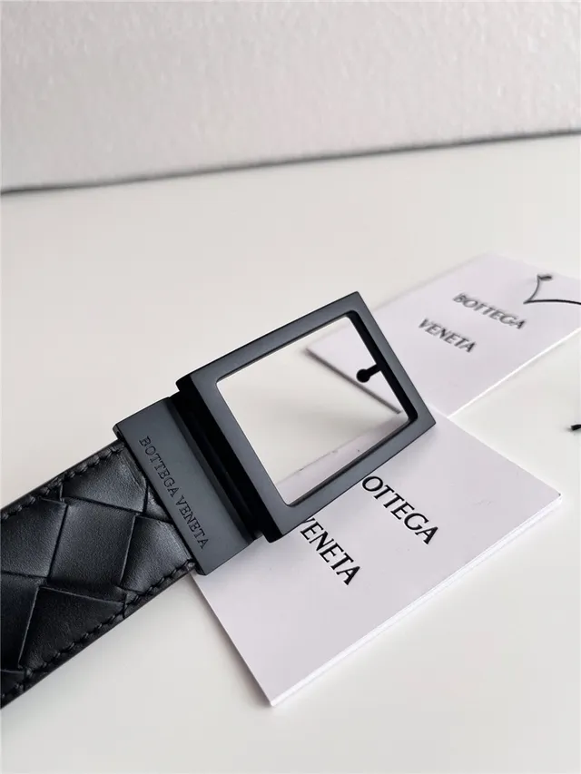 Bottega Veneta Cassette Intrecciato 黑色和绿色皮革腰带 23