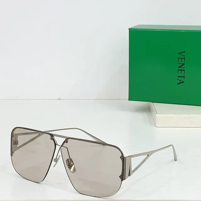 Bottega Veneta Shield Aviator Gold Yellow Metal Frame Sunglasses 2