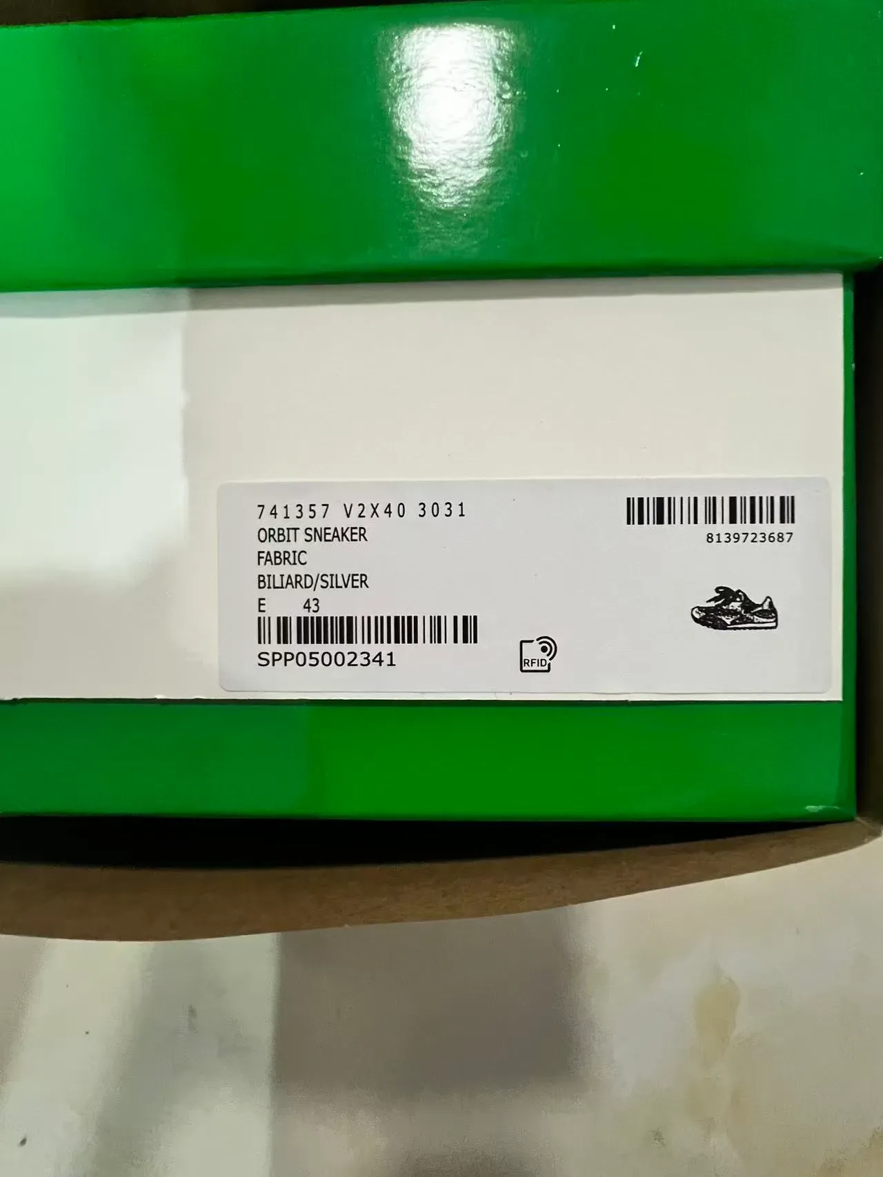 Bottega Veneta Prata Preto Metálico Jaula Superposição Painéis Grade Malha Ventilação Tênis Lifestyle 11