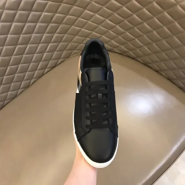Burberry কালো বেইজ চামড়া উপরের অংশ চেক সাইড প্যানেল লাইফস্টাইল স্নিকার 6