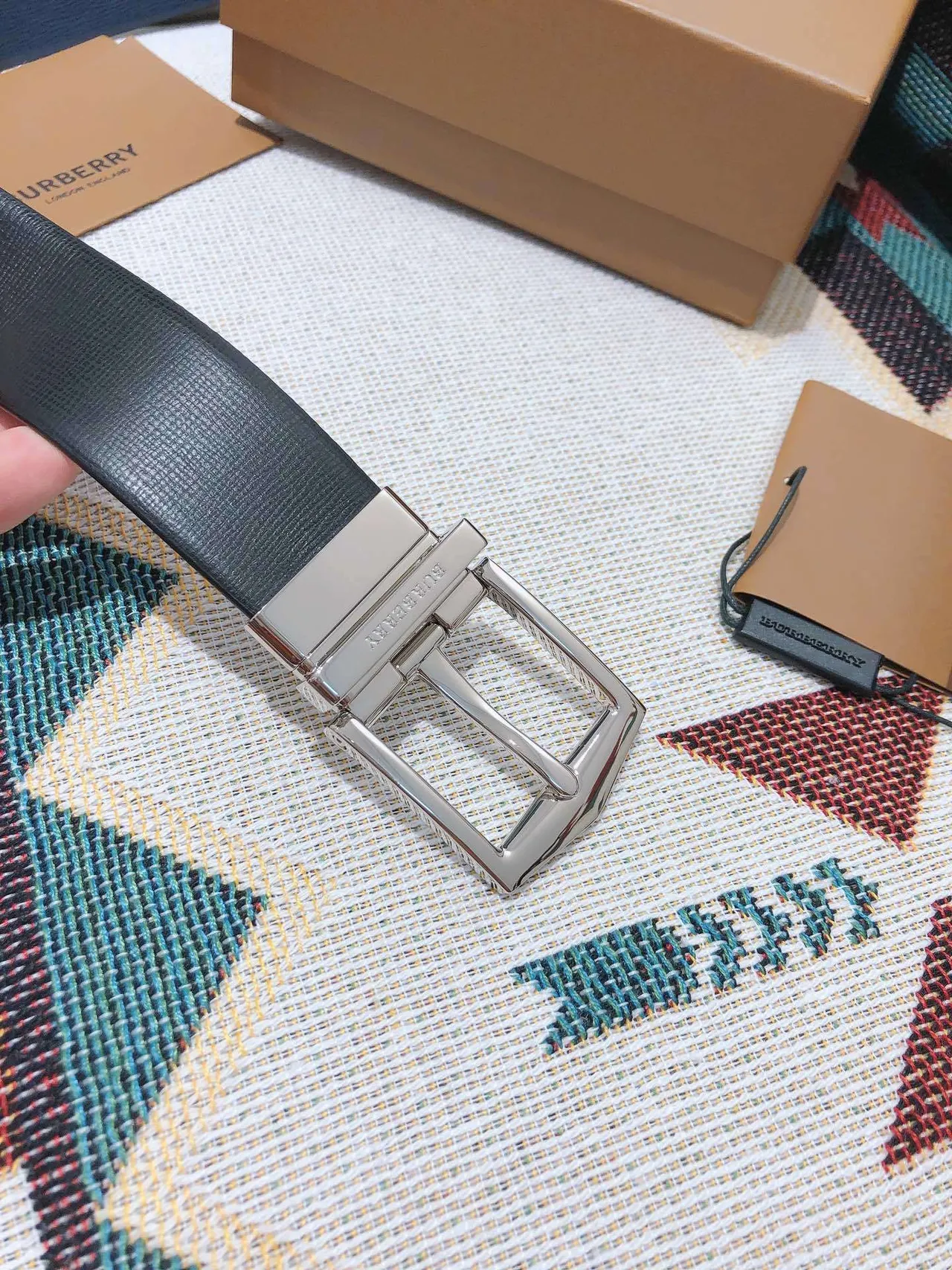 Burberry Black Silver Reversible Buckle Textured Leather Belt 3