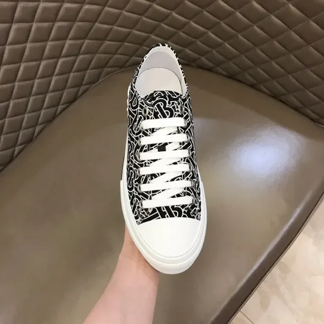 Burberry Black White Monogram-Printed Platform Sole Lifestyle Sneakers 4