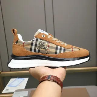 Burberry Marrón Beige Ante y Tela a Cuadros Superior Bordado Ecuestre Caballero Lifestyle Sneakers