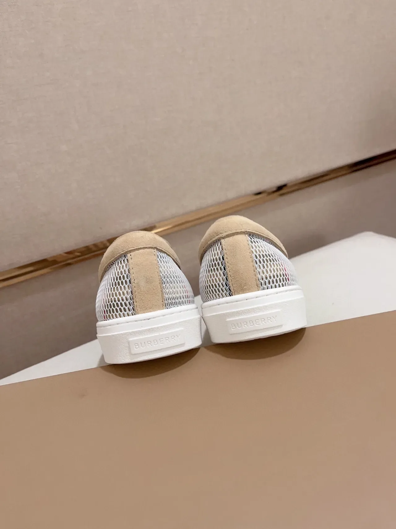 Burberry Check Mesh Slip-On Lifestyle Zapatillas 8
