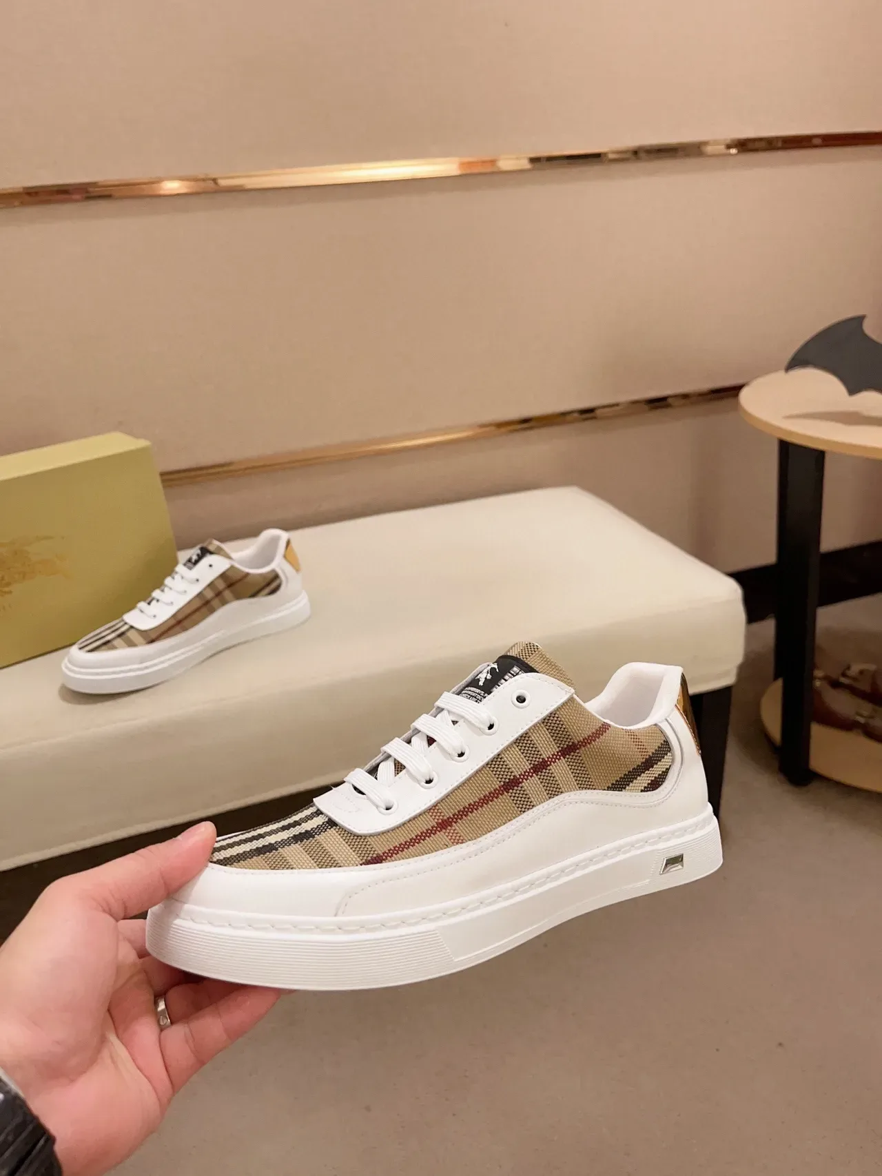 Burberry Check-Panel Sneaker Blanco 8