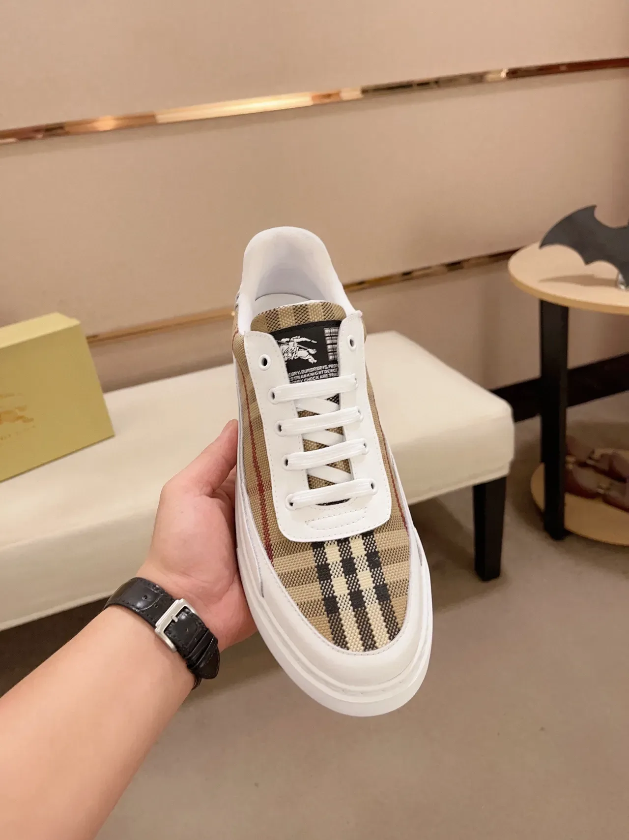 Burberry Check-Panel Sneaker Blanco 9