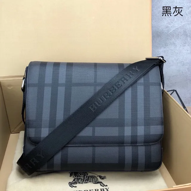 Burberry Check Print স্ট্রাকচার্ড ফ্ল্যাপ মেসেঞ্জার ব্যাগ 3