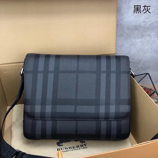 Burberry Check Print স্ট্রাকচার্ড ফ্ল্যাপ মেসেঞ্জার ব্যাগ 10