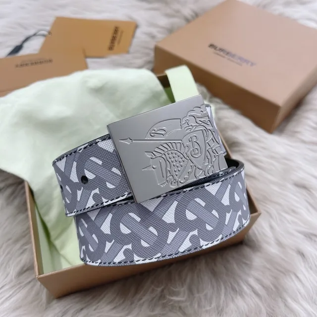 Burberry Knight Belt toile Monogram et Ceinture en cuir bleu marine 3
