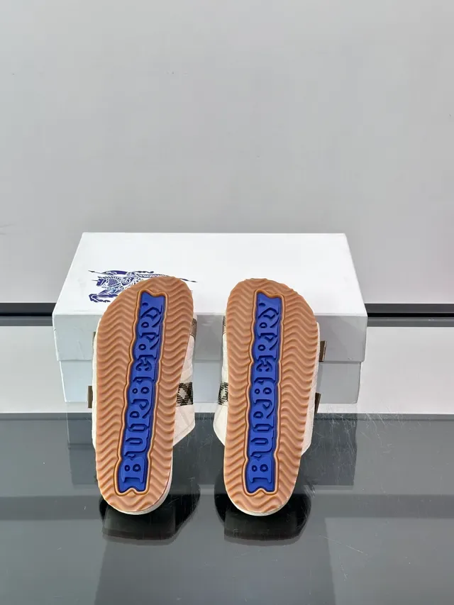 Burberry Knight Sandálias Casuais Preto Bege Dupla Tira Fivela 2