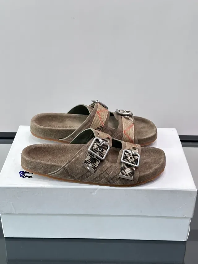 Burberry Knight Sandálias Casuais Preto Bege Dupla Tira Fivela 16