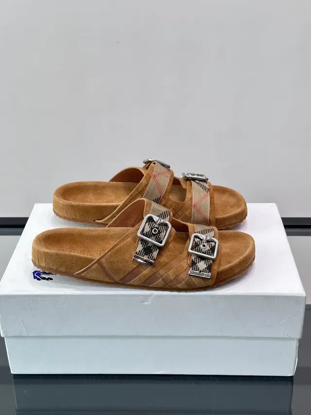 Burberry Knight Sandálias Casuais Preto Bege Dupla Tira Fivela 17