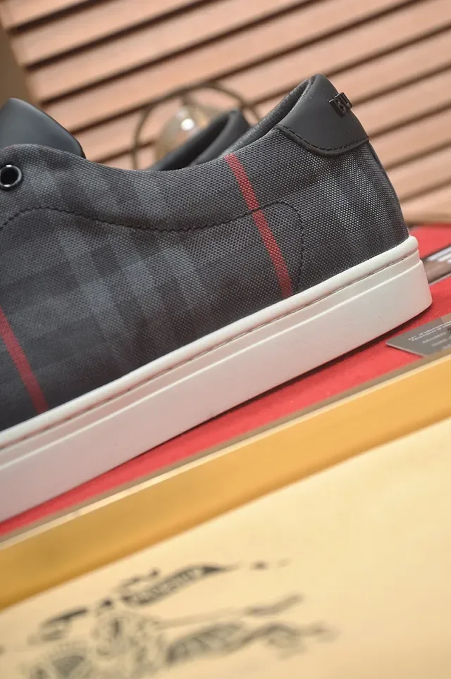Burberry Knight Gray Check Red Stripe Lifestyle Sneakers 2