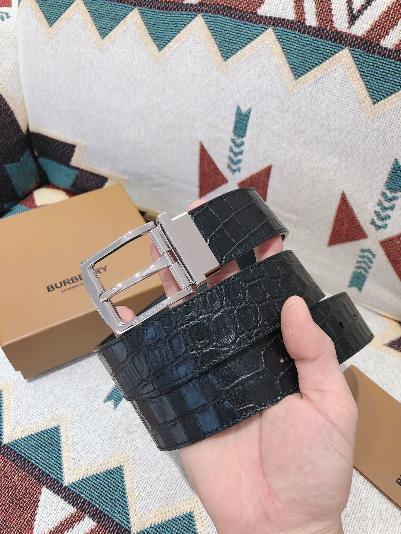 Burberry Knight Reversible Croc-Embossed Black Leather Belt 2