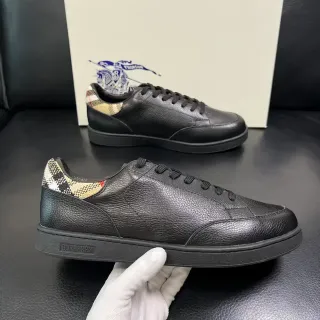 Burberry Lola Black Beige Pebbled Leather Check-Pattern Heel Tab Lifestyle Sneakers