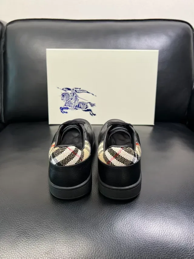 Burberry Lola Black Beige Pebbled Leather Check-Pattern Heel Tab Lifestyle Sneakers 2